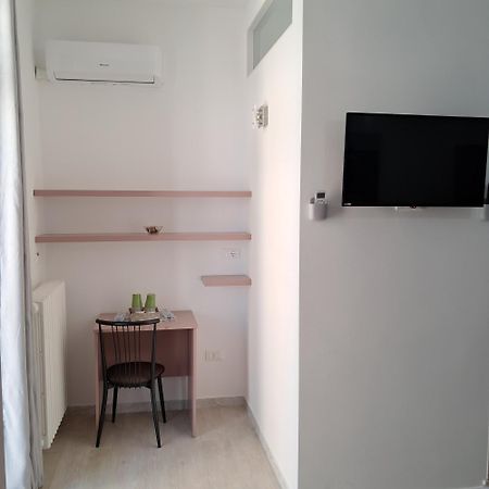 La Casa Del Gabbo Hotel Monopoli Buitenkant foto