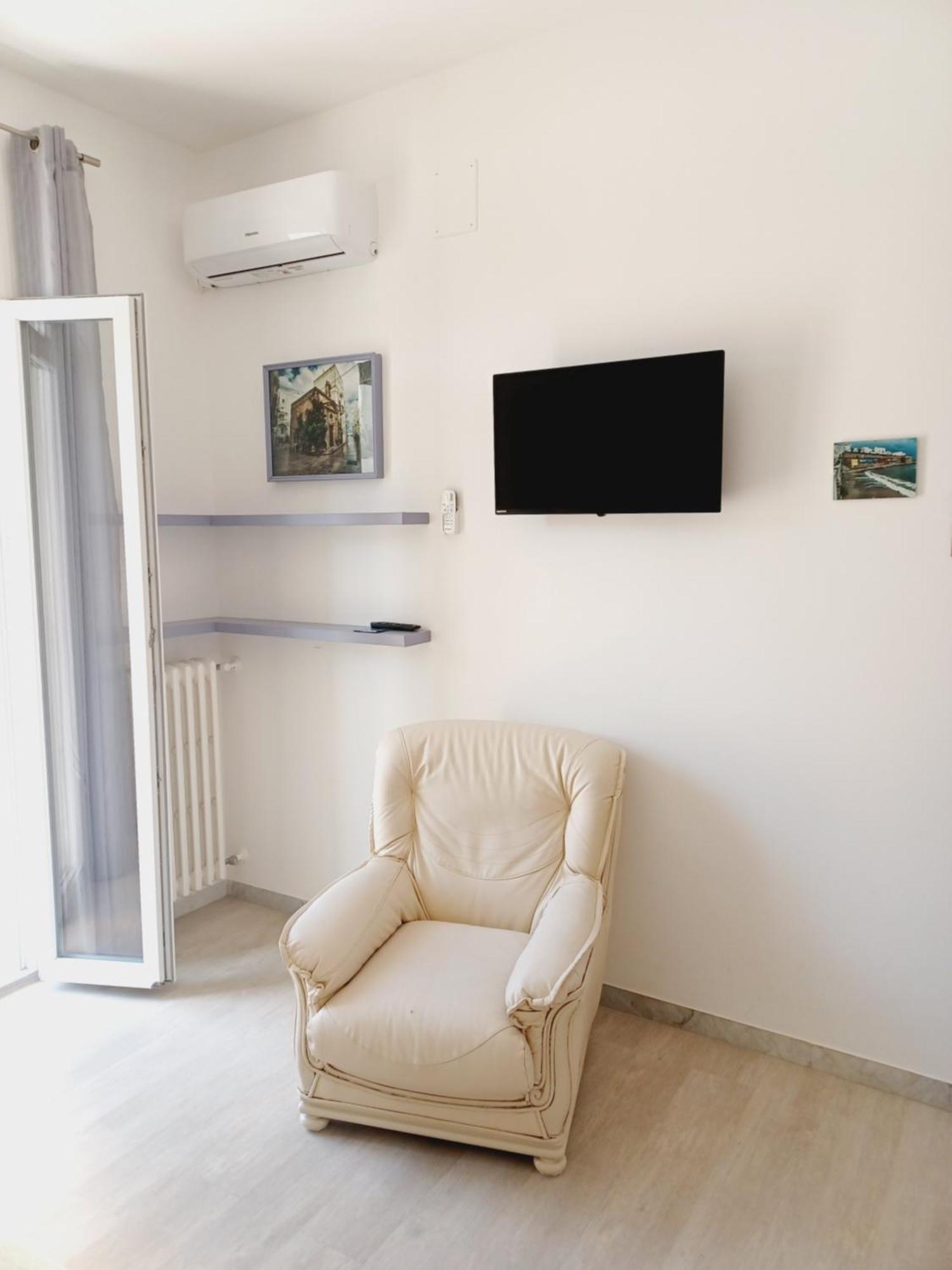 La Casa Del Gabbo Hotel Monopoli Buitenkant foto